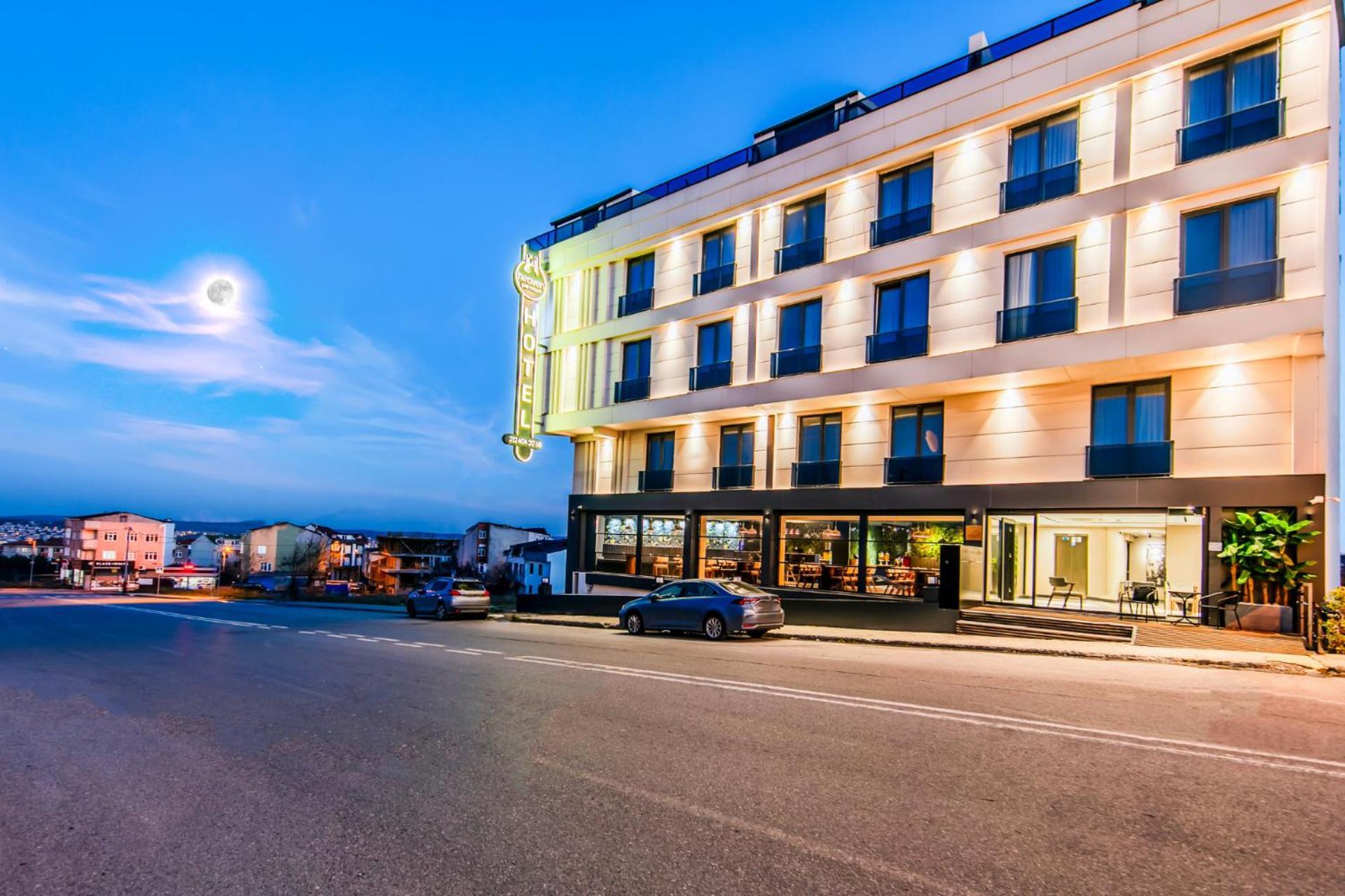 Heaven Premium Hotel Restaurant & Airport Shuttle Arnavutkoy Exterior photo